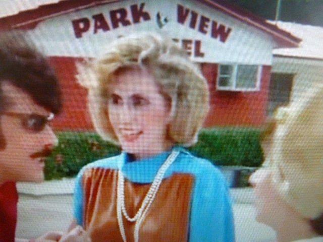 Olivia im Ganovenschreck.jpg